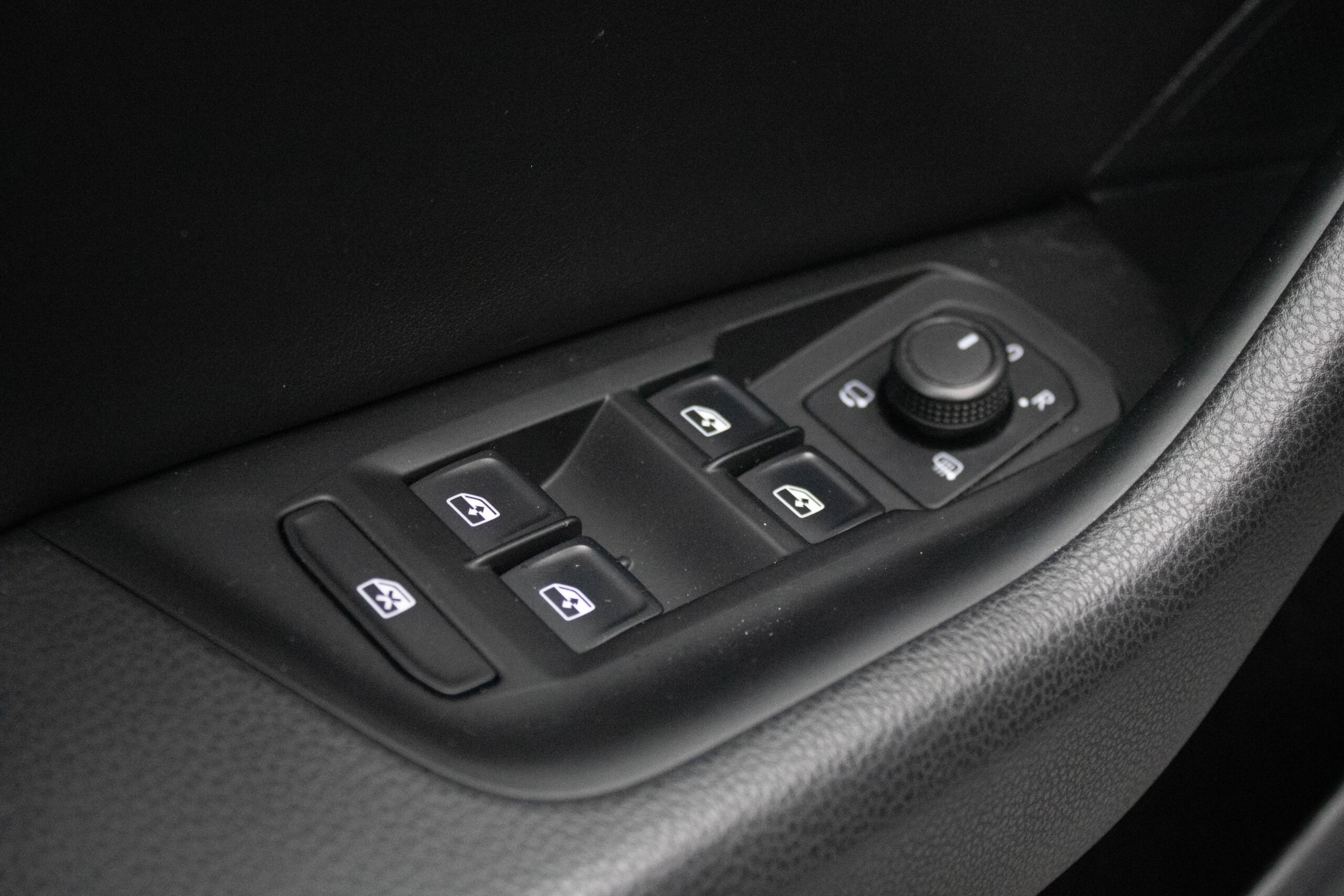 Volkswagen Arteon 2.0 TDI, 110kW, Elegance, odpočet DPH - Image 21